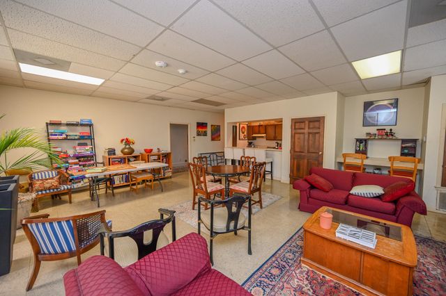 2277 Union Ave Apt 408, Memphis, TN 38104