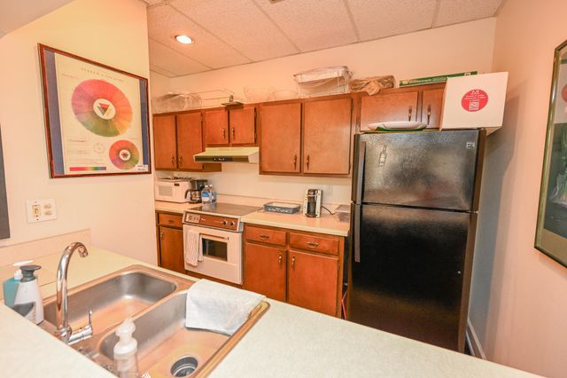 2277 Union Ave Apt 408, Memphis, TN 38104