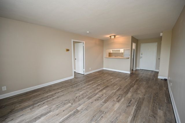 2277 Union Ave Apt 408, Memphis, TN 38104