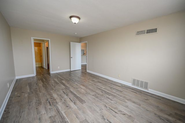 2277 Union Ave Apt 408, Memphis, TN 38104