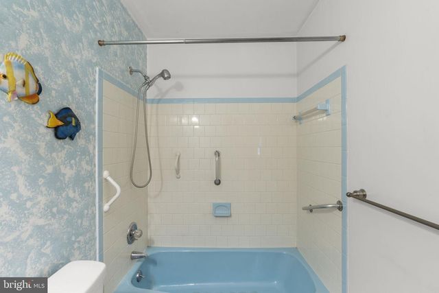 1011 SUMTER AVE, Baltimore, MD 21237