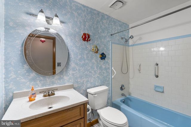 1011 SUMTER AVE, Baltimore, MD 21237