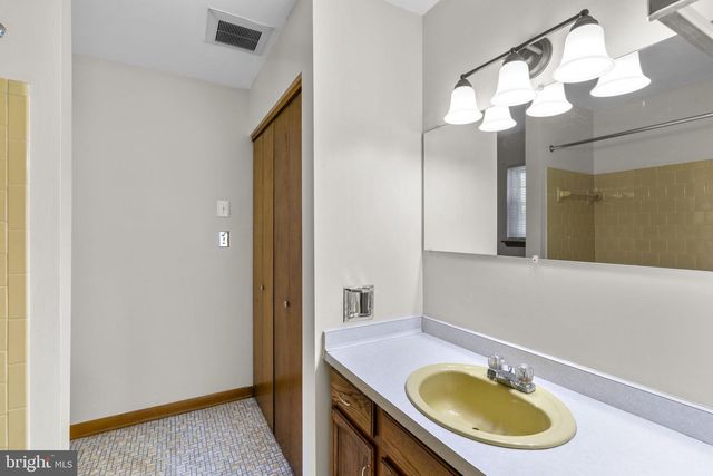 1011 SUMTER AVE, Baltimore, MD 21237