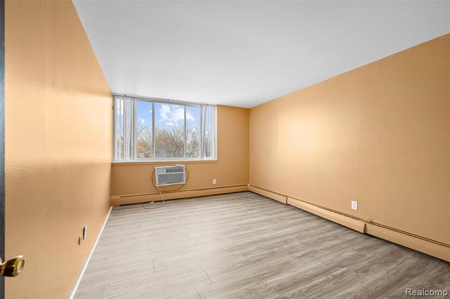 6015 Southfield Freeway 1, Detroit, MI 48228