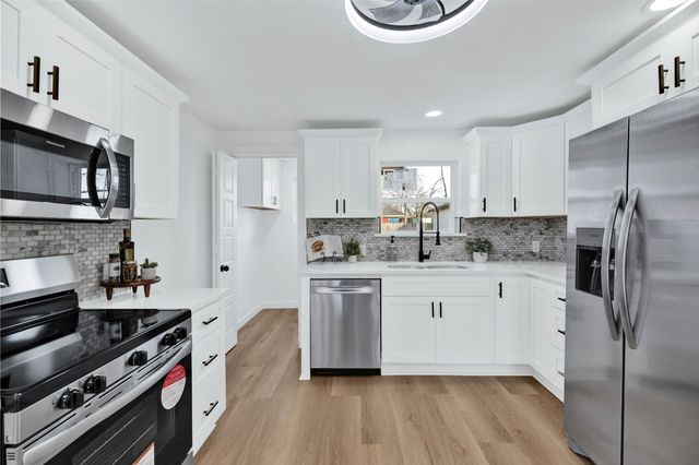 3613 Avenue K, Fort Worth, TX 76105