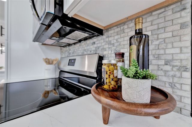 3613 Avenue K, Fort Worth, TX 76105