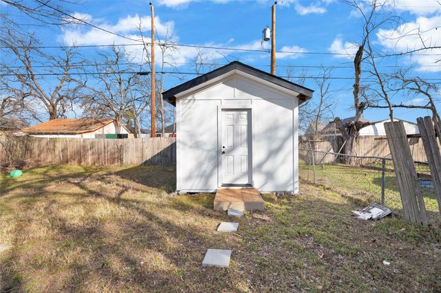 3613 Avenue K, Fort Worth, TX 76105