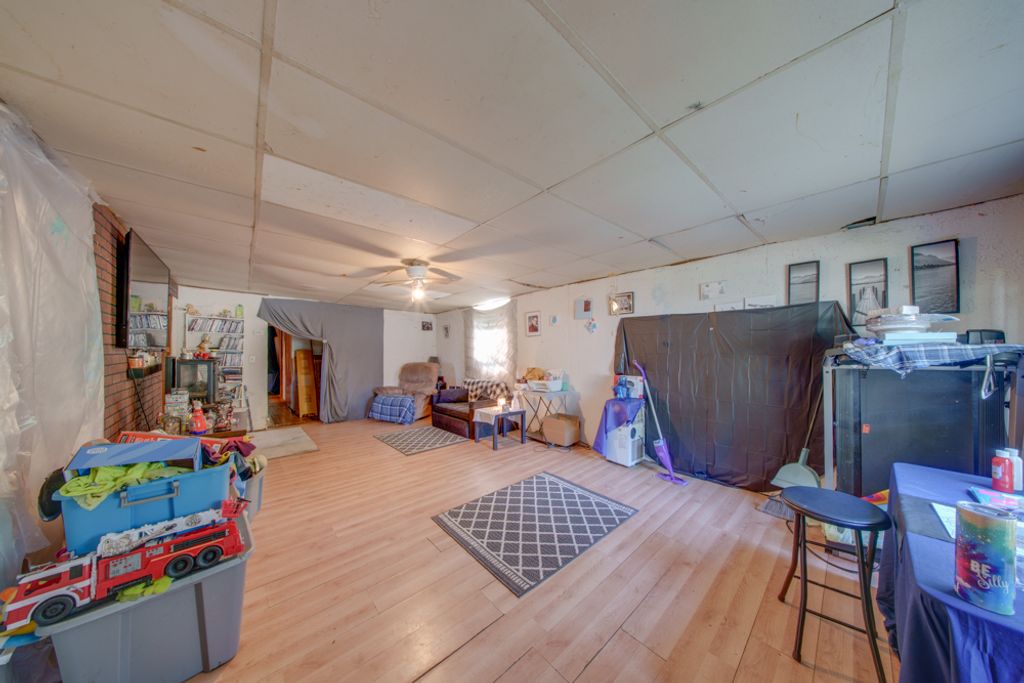 Image 3 of property listing at 409 Jordan Street, Mt Vernon, IL 62864