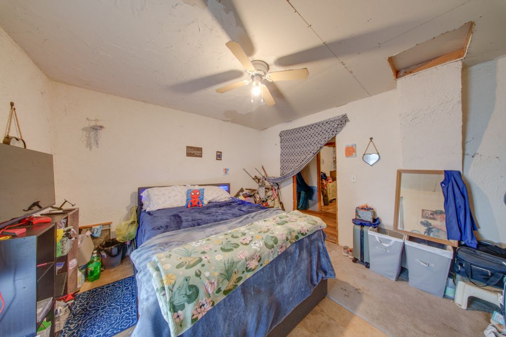Image 6 of property listing at 409 Jordan Street, Mt Vernon, IL 62864