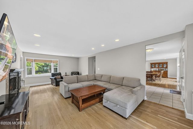 146 Juniper Drive, Freehold, NJ 07728