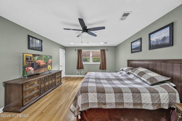 146 Juniper Drive, Freehold, NJ 07728