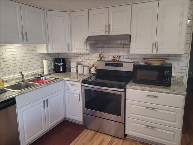 3032 HEATHER WAY, Lakeland, FL 33801