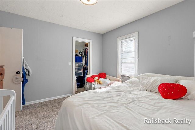 1302 Ford Avenue Ne, City Of Grand Rapids, MI 49505