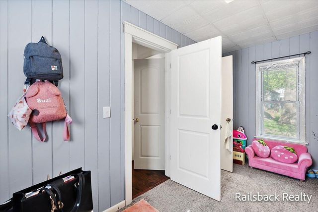 1302 Ford Avenue Ne, City Of Grand Rapids, MI 49505