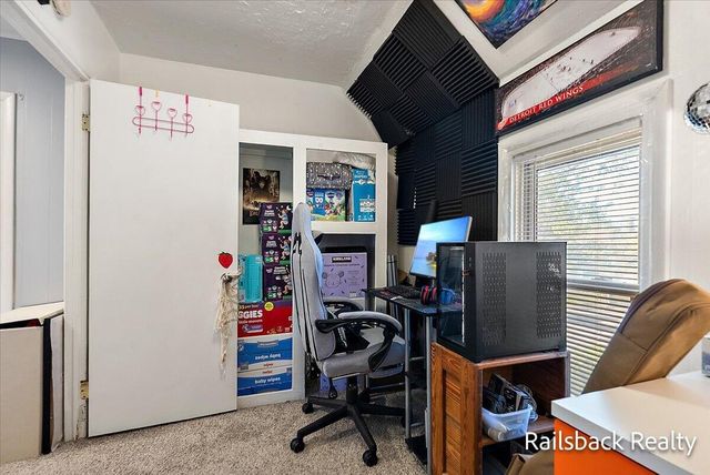 1302 Ford Avenue Ne, City Of Grand Rapids, MI 49505