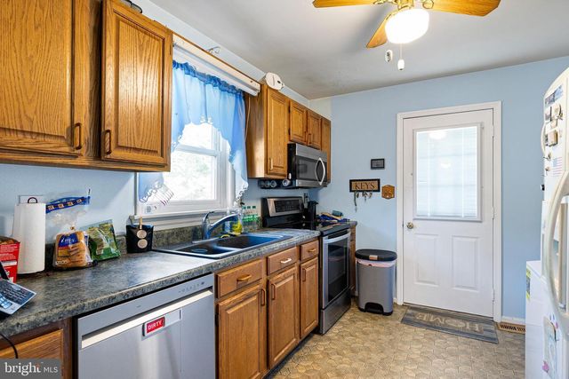 3004 ROSETREE LN, Newark, DE 19702