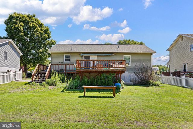3004 ROSETREE LN, Newark, DE 19702