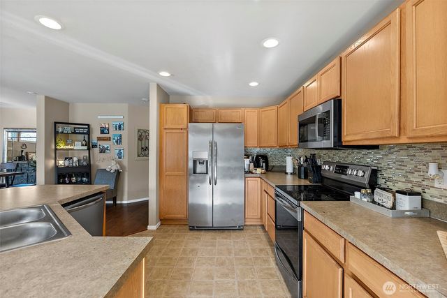 17801 14th Avenue Ct E, Spanaway, WA 98387