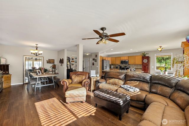 17801 14th Avenue Ct E, Spanaway, WA 98387