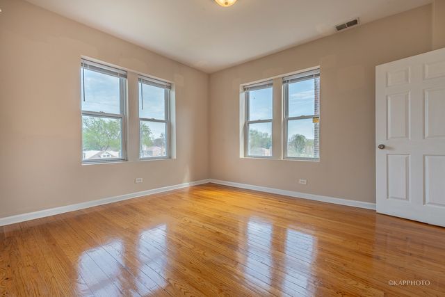8225 S Prairie Avenue 1, Chicago, IL 60619