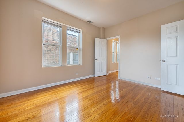8225 S Prairie Avenue 1, Chicago, IL 60619