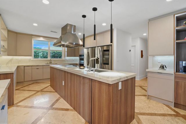 15850 Britten Lane, Wellington, FL 33414