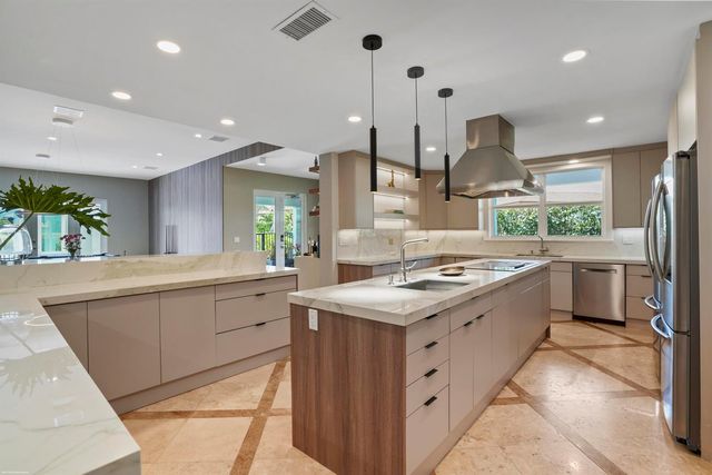 15850 Britten Lane, Wellington, FL 33414