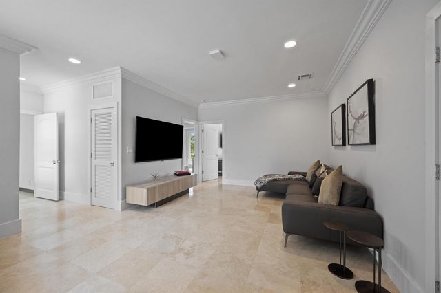 15850 Britten Lane, Wellington, FL 33414