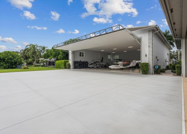 15850 Britten Lane, Wellington, FL 33414