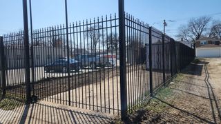 8148 S Western Avenue, Chicago, IL 60620