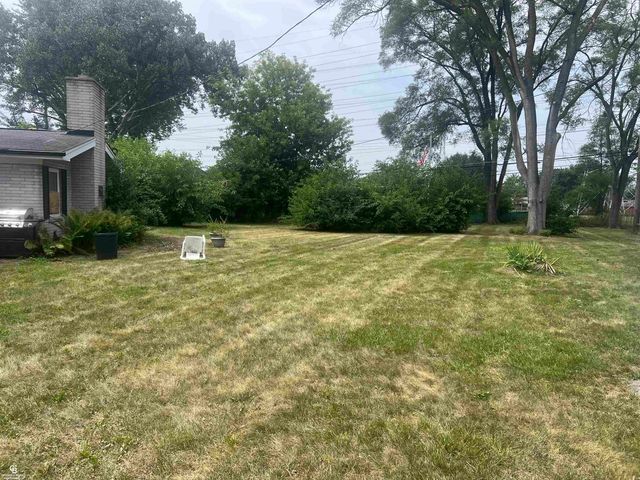 29581 Newport Drive, Warren, MI 48088