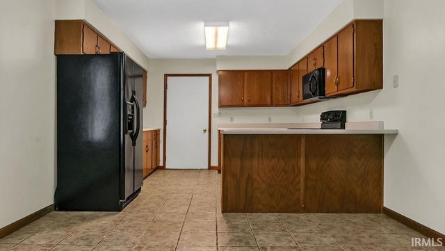 122 S East Street, Spencer, IN 47460