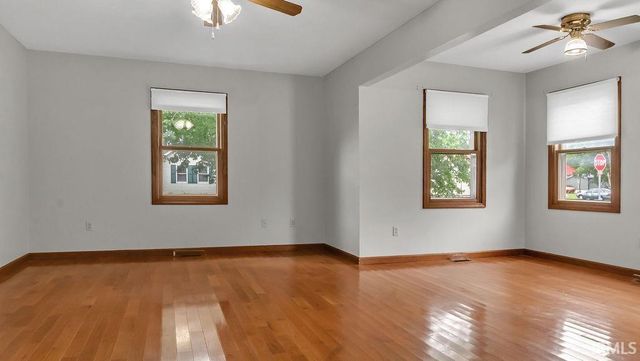 122 S East Street, Spencer, IN 47460