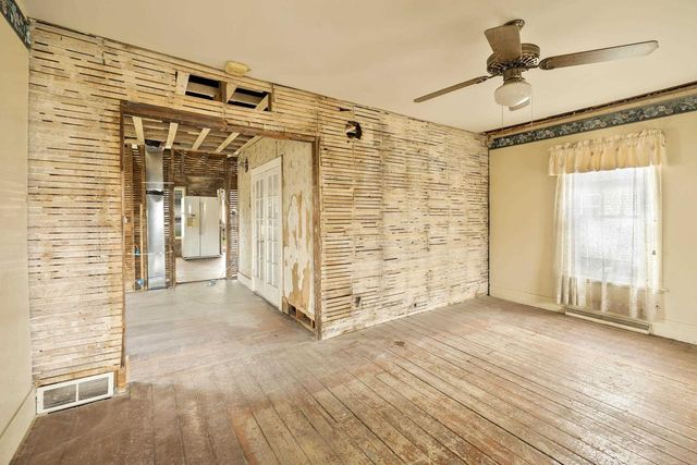 336 S Locust Street, Reedsburg, WI 53959
