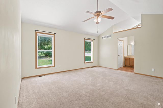 9101 Llara Circle, Manhattan, KS 66502