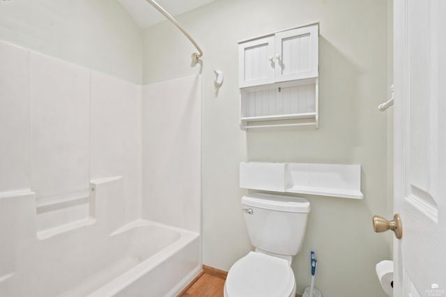 9101 Llara Circle, Manhattan, KS 66502