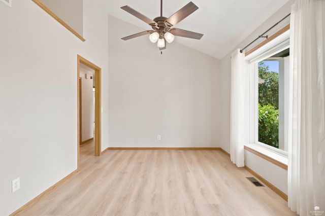 9101 Llara Circle, Manhattan, KS 66502