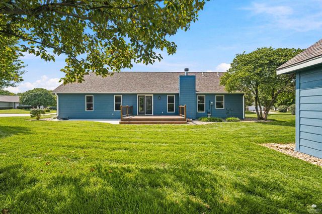 9101 Llara Circle, Manhattan, KS 66502