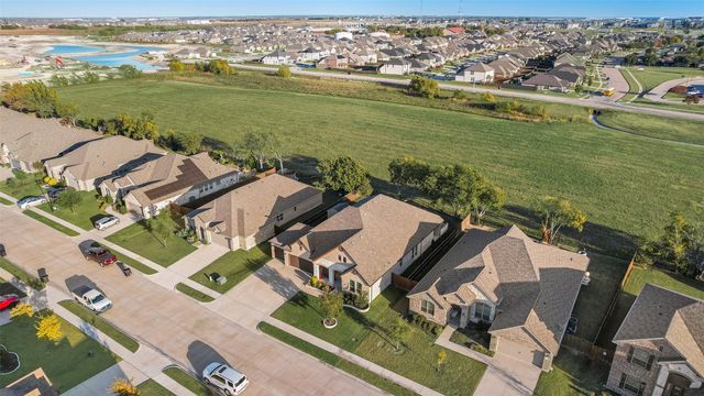 237 Chesapeake Drive, Forney, TX 75126