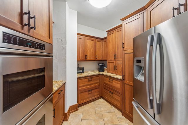 1550 S Deer Road, West Des Moines, IA 50266