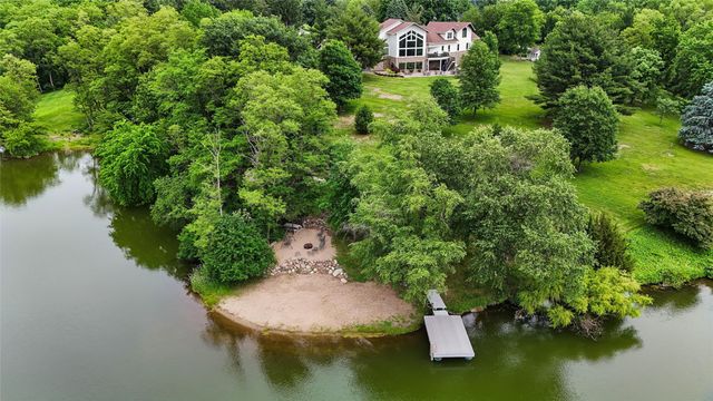 1550 S Deer Road, West Des Moines, IA 50266