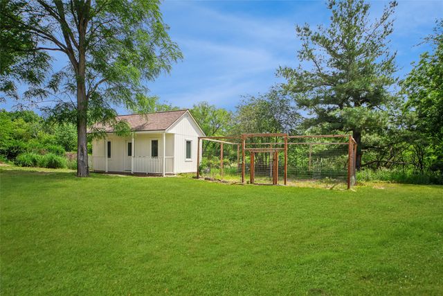 1550 S Deer Road, West Des Moines, IA 50266
