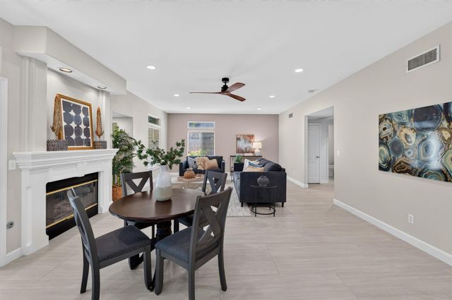 7280 N Cecelia Avenue, Fresno, CA 93722