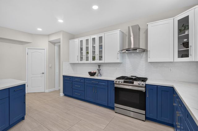 7280 N Cecelia Avenue, Fresno, CA 93722