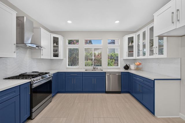 7280 N Cecelia Avenue, Fresno, CA 93722