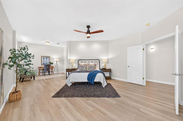 7280 N Cecelia Avenue, Fresno, CA 93722