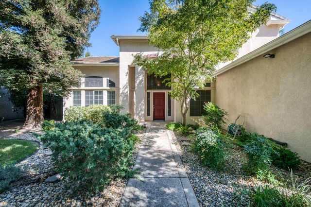 7280 N Cecelia Avenue, Fresno, CA 93722