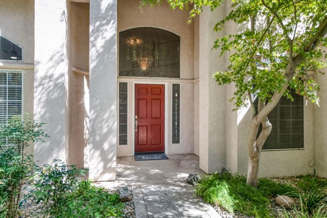 7280 N Cecelia Avenue, Fresno, CA 93722