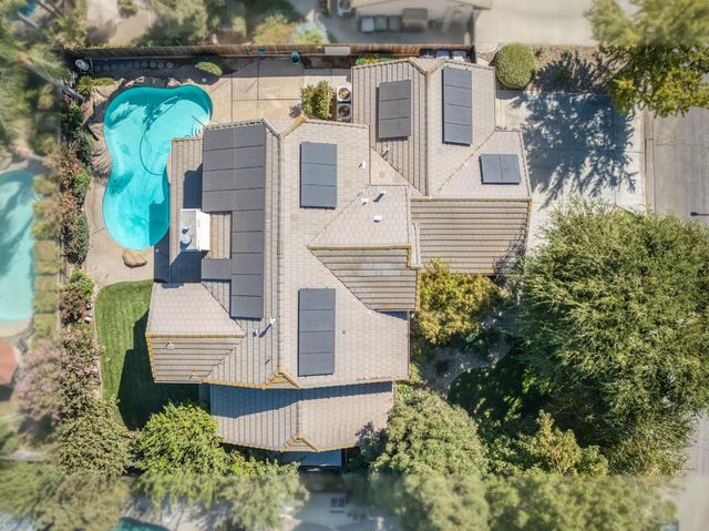 7280 N Cecelia Avenue, Fresno, CA 93722