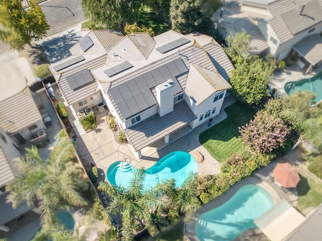 7280 N Cecelia Avenue, Fresno, CA 93722